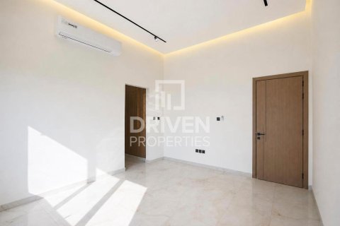 Villa sa Al Aweer, Dubai, UAE 5 silid-tulugan, 759.02 sq.m. № 768369 - larawan 15