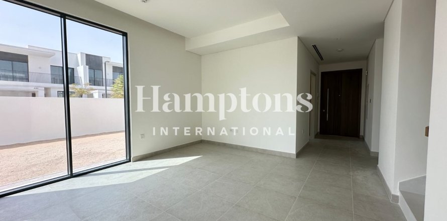 Townhouse in The Valley, Dubai, UAE 4 bedrooms, 229.47 sq.m. № 769180