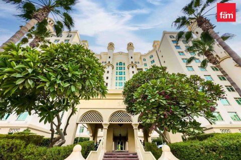 Appartement te huur in Palm Jumeirah, Dubai, VAE 3 slaapkamers, 200.8 vr.m., nr 679954 - foto 1