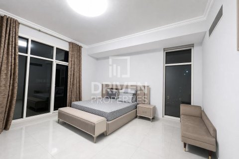 Apartmen di Jumeirah Lake Towers, Dubai, UAE 2 bilik tidur, 183.76 meter persegi № 765317 - foto 7