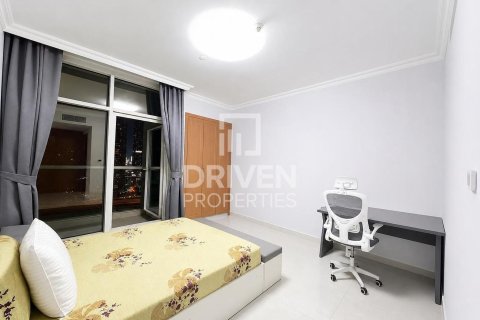 Apartmen di Jumeirah Lake Towers, Dubai, UAE 2 bilik tidur, 183.76 meter persegi № 765317 - foto 9