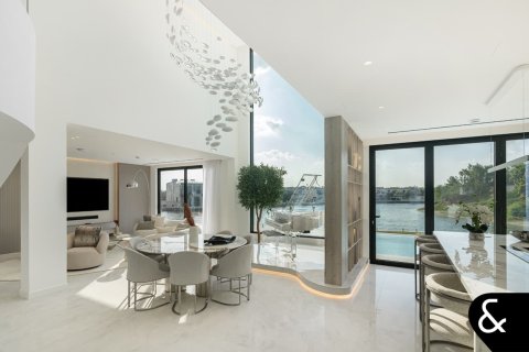 Вилла Jumeirah Islands, Дубай, БАӘ-да 4 жатын бөлмелер, 534 м² № 666326 - фото 11
