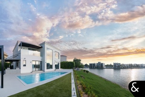 Вилла Jumeirah Islands, Дубай, БАӘ-да 4 жатын бөлмелер, 534 м² № 666326 - фото 3