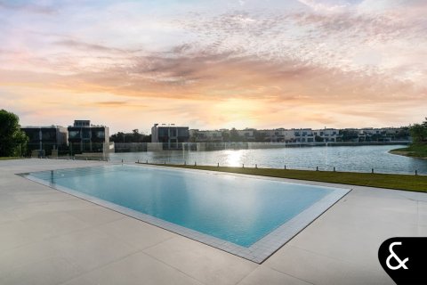 Вилла Jumeirah Islands, Дубай, БАӘ-да 4 жатын бөлмелер, 534 м² № 666326 - фото 2