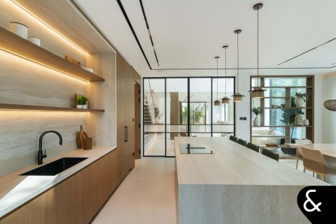 Vila di Jumeirah Islands, Dubai, UEA 5 kamar tidur, 567 m2 nomor 666327 - foto 12