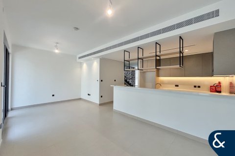 Villa in Tilal Al Ghaf, Dubai, UAE 3 bedrooms, 203 sq.m. № 666328 - photo 2