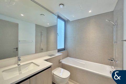 Villa in Tilal Al Ghaf, Dubai, UAE 3 bedrooms, 203 sq.m. № 666328 - photo 10