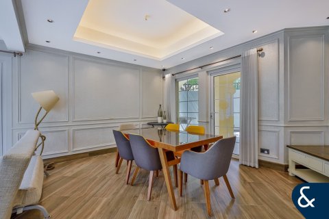 Vilă de vânzare în Dubai Land, Dubai, EAU 4 dormitoare, 394 mp.  №666330 - poză 4