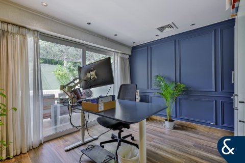 Vilă de vânzare în Dubai Land, Dubai, EAU 4 dormitoare, 394 mp.  №666330 - poză 7