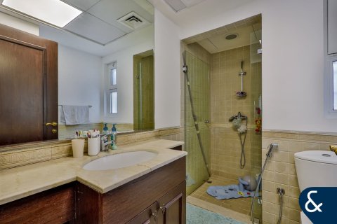 Vilă de vânzare în Dubai Land, Dubai, EAU 4 dormitoare, 394 mp.  №666330 - poză 11