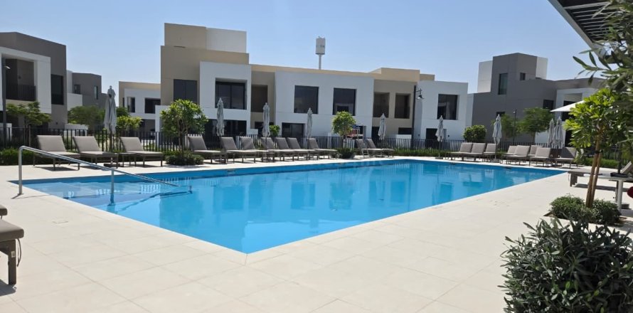 Rijtjeshuis in Arabian Ranches 3, Dubai, VAE 3 slaapkamers, 128 vr.m. nr 726084