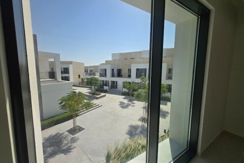 Rijtjeshuis te huur in Arabian Ranches 3, Dubai, VAE 3 slaapkamers, 128 vr.m., nr 726084 - foto 13