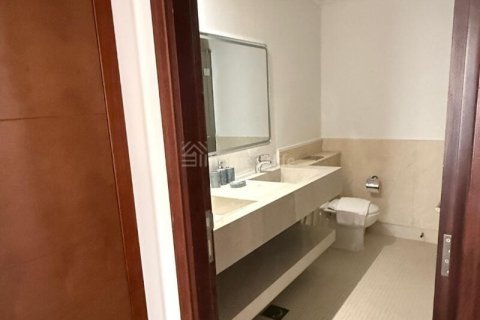 آپارتمان برای فروش در Downtown Dubai (Downtown Burj Dubai)، Dubai، امارات متحده عربی 2 خوابه ، 132 متر مربع ، شماره 726046 - تصویر 16