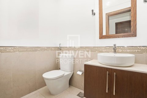 Apartman u DIFC, Dubai, UAE 3 spavaćih soba, 188.04 m2 Br. 767771 - fotografija 17