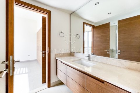 Vila v Dubai Hills Estate, SAE 4 spálne, 473 m2 č. 697377 - Fotografia 19