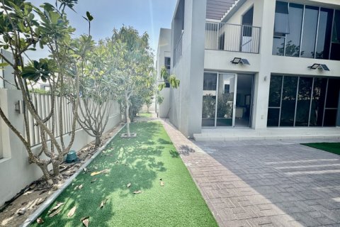 Vila v Dubai Hills Estate, SAE 4 spálne, 473 m2 č. 697377 - Fotografia 10