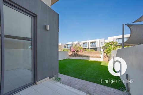 Villa in Dubai Hills Estate, UAE 3 bedrooms, 195 sq.m. № 697379 - photo 23