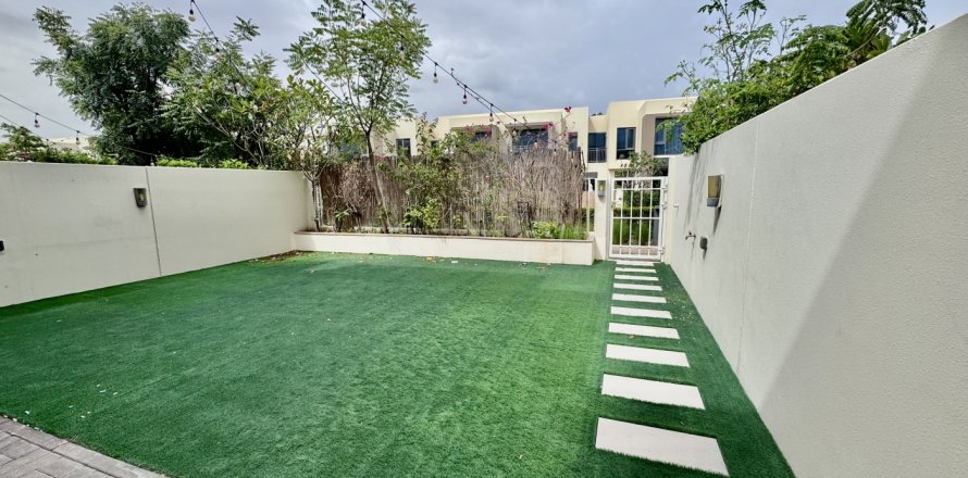 Vila di Dubai Hills Estate, UEA 3 kamar tidur, 195 m2 nomor 697379