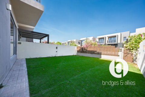Villa a Dubai Hills Estate, Dubai, EAU 3 camere da letto, 195 mq. № 697379