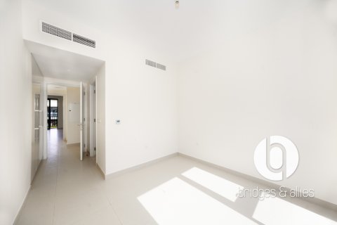 Villa in Dubai Hills Estate, UAE 3 bedrooms, 195 sq.m. № 697379 - photo 13