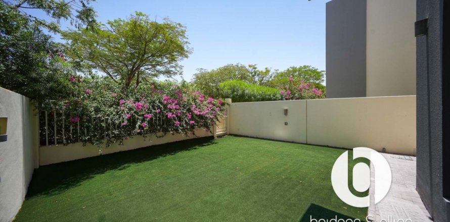 Dubai Hills Estate, Dubai, संयुक्त अरब अमीरात में विला, 3 बेडरूम, 195 वर्ग मीटर, संख्या 697379