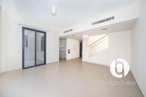 Villa in Dubai Hills Estate, UAE 3 bedrooms, 195 sq.m. № 697379 - photo 6