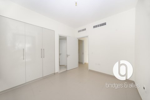 Villa in Dubai Hills Estate, UAE 3 bedrooms, 195 sq.m. № 697379 - photo 20