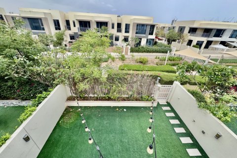 Vila di Dubai Hills Estate, UEA 3 kamar tidur, 195 m2 nomor 697379 - foto 14