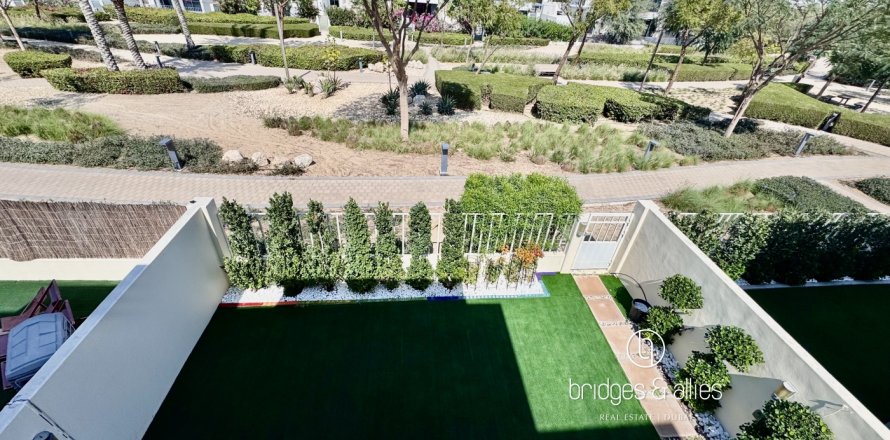 Вілла в Дубай Хилс Эстейт, ОАЕ 3 спальні, 195м2 № 697379