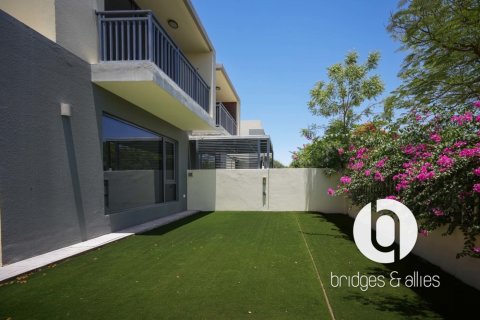 Dubai Hills Estate, Dubai, संयुक्त अरब अमीरात में विला, 3 बेडरूम, 195 वर्ग मीटर, संख्या 697379 - फ़ोटो 2