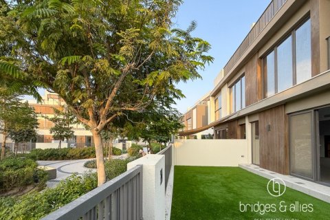 Vilă de închiriat în Tilal Al Ghaf, Dubai, EAU 4 dormitoare, 245 mp.  №697390 - poză 12