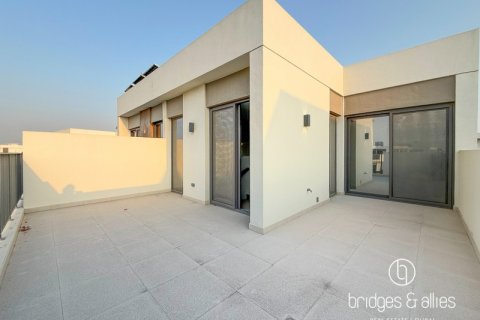 Vilă de închiriat în Tilal Al Ghaf, Dubai, EAU 4 dormitoare, 245 mp.  №697390 - poză 8