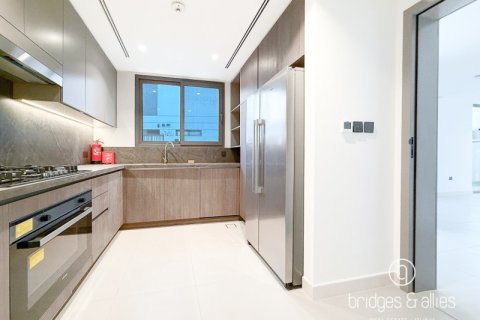 Vilă de închiriat în Tilal Al Ghaf, Dubai, EAU 4 dormitoare, 245 mp.  №697390 - poză 7