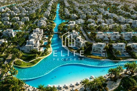 Dubai, संयुक्त अरब अमीरात में विला, 5 बेडरूम, 950 वर्ग मीटर, संख्या 757694 - फ़ोटो 2