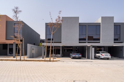 Таунхаус Tilal City, Шарджа, БАӘ-да 4 жатын бөлмелер, 293.2 м² № 748673