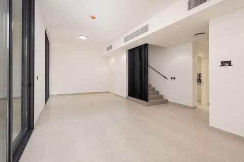 Townhouse in Tilal City, Sharjah, UAE 4 bedrooms, 293.2 sq.m. № 748673 - photo 10