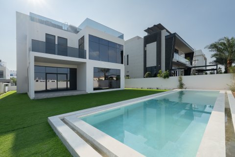 Villa i Jumeirah Park, Dubai, UAE 5 soveværelser, 668.9 kvm № 748672