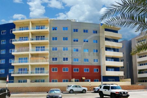 Appartement te koop in Al Reef, Abu Dhabi, VAE 3 slaapkamers, 155 vr.m., nr 731402 - foto 19