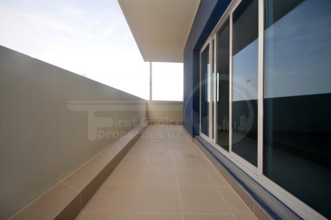 Appartement te koop in Al Reef, Abu Dhabi, VAE 3 slaapkamers, 155 vr.m., nr 731402 - foto 13