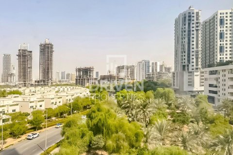 Apartmen di Jumeirah Village Circle, Dubai, UAE 1 bilik tidur, 74.69 meter persegi № 745110
