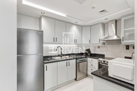 Üürile anda korter asukohaga Jumeirah Beach Residence, Dubai, AÜE: 2 magamistoaga, 122.91 m² Nr 745108 - pilt 13