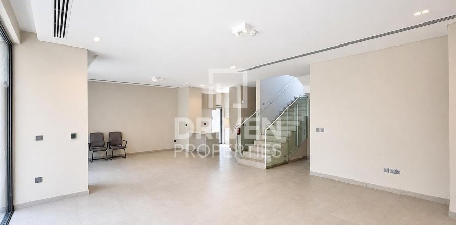 טאונהאוס ב Mohammed Bin Rashid City, Dubai, איחוד האמירויות 4 חדרי שינה, 259.48 מ"ר מספר 745105
