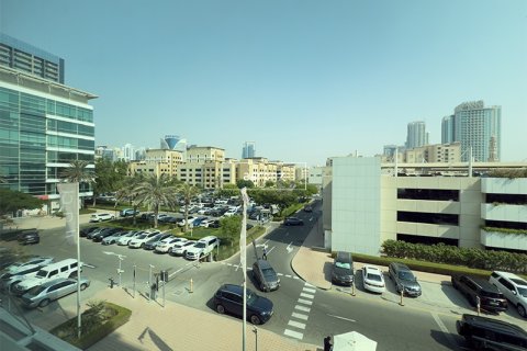 Oficiu de închiriat în Sheikh Zayed Road, Dubai, EAU 352.7 mp.  №640228 - poză 8