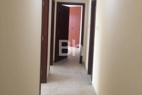 Huoneisto Jumeirah Lake Towers, Dubai, Arabiemiraatit 3 makuuhuonetta, 106 m2 № 643229 - kuva 3