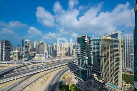 Huoneisto Jumeirah Lake Towers, Dubai, Arabiemiraatit 3 makuuhuonetta, 106 m2 № 643229 - kuva 10