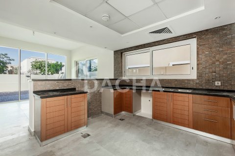 Jumeirah Park, Dubai, संयुक्त अरब अमीरात में विला, 4 बेडरूम, 454 वर्ग मीटर, संख्या 763106 - फ़ोटो 9