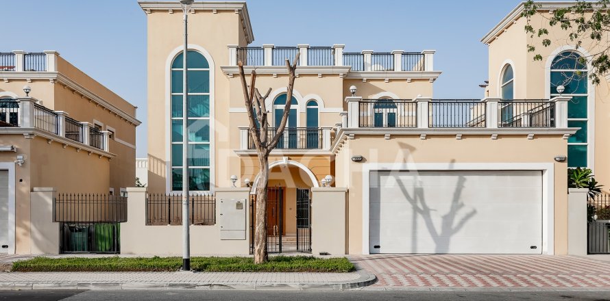 Jumeirah Park, Dubai, संयुक्त अरब अमीरात में विला, 4 बेडरूम, 454 वर्ग मीटर, संख्या 763106