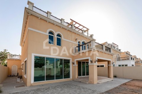 Jumeirah Park, Dubai, संयुक्त अरब अमीरात में विला, 4 बेडरूम, 454 वर्ग मीटर, संख्या 763106 - फ़ोटो 13