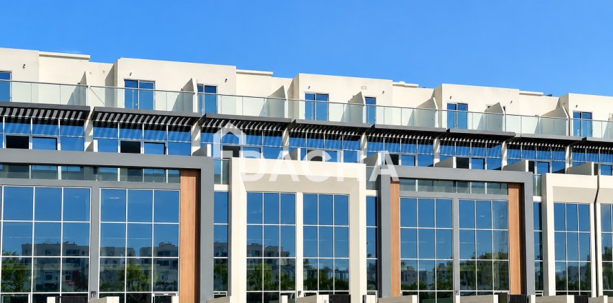 Dubai Investment Park, UAE의 타운하우스 침실 4개, 245제곱미터 번호 763108