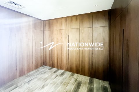 Villa til salg i Abu Dhabi, UAE 5 soveværelser, 646 kvm № 659645 - foto 17